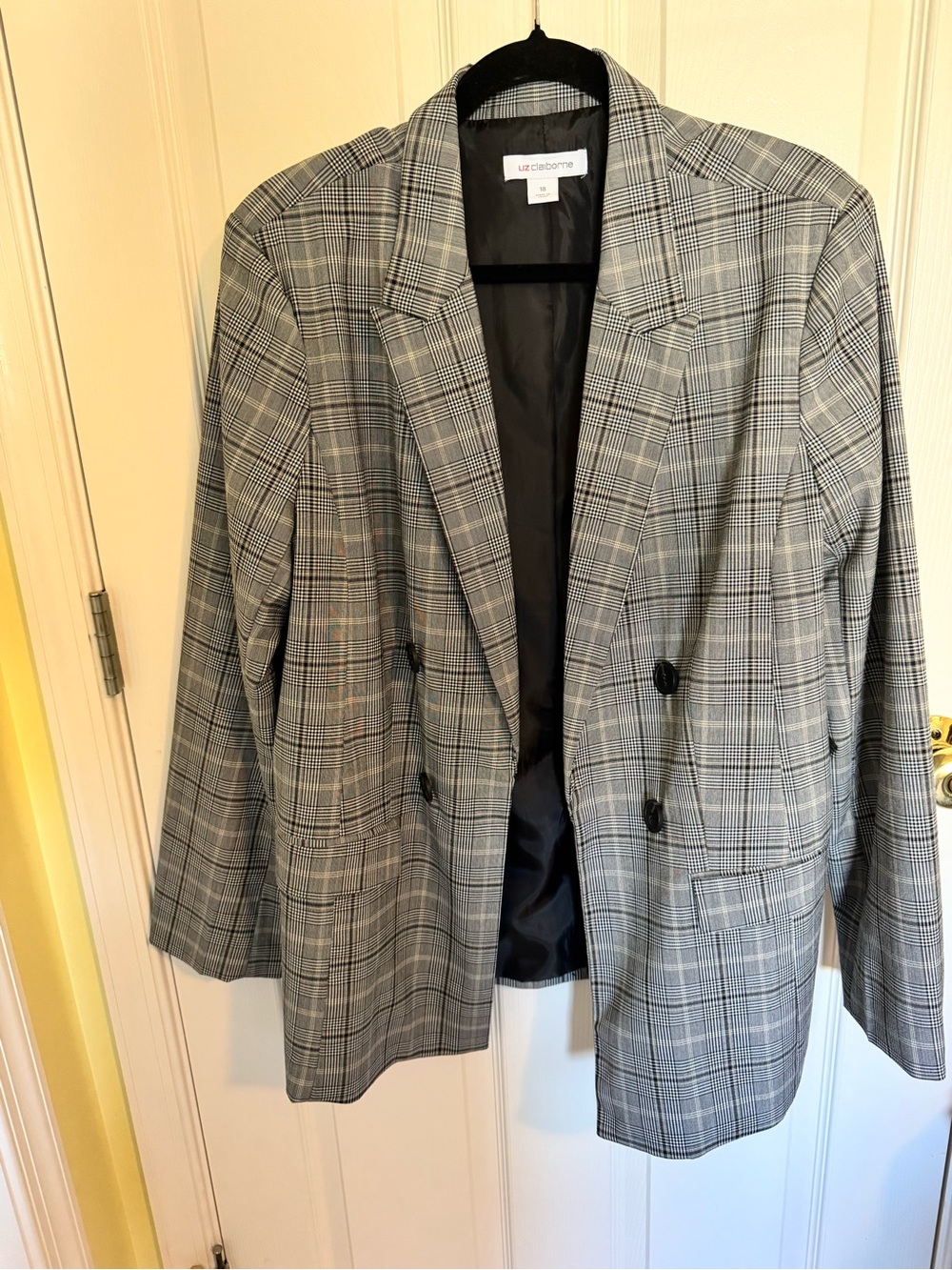 Liz Claiborne Gray & Black Plaid Double-Breasted Blazer